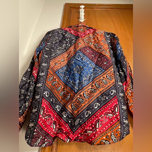FARM Rio Multicolor Paisley Blouse - Picture 15 of 16